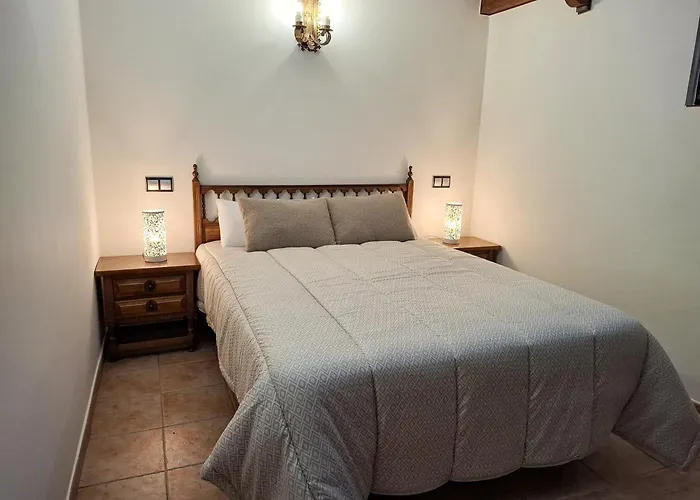 Apartamentos Santillana - Mijares 3000